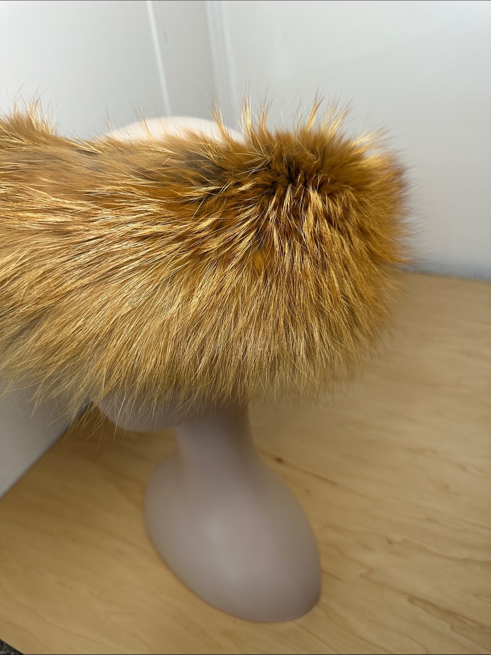 Eric Javits Rich Golden Brown Faux Fur Neck Wrap - Picture 6 of 6